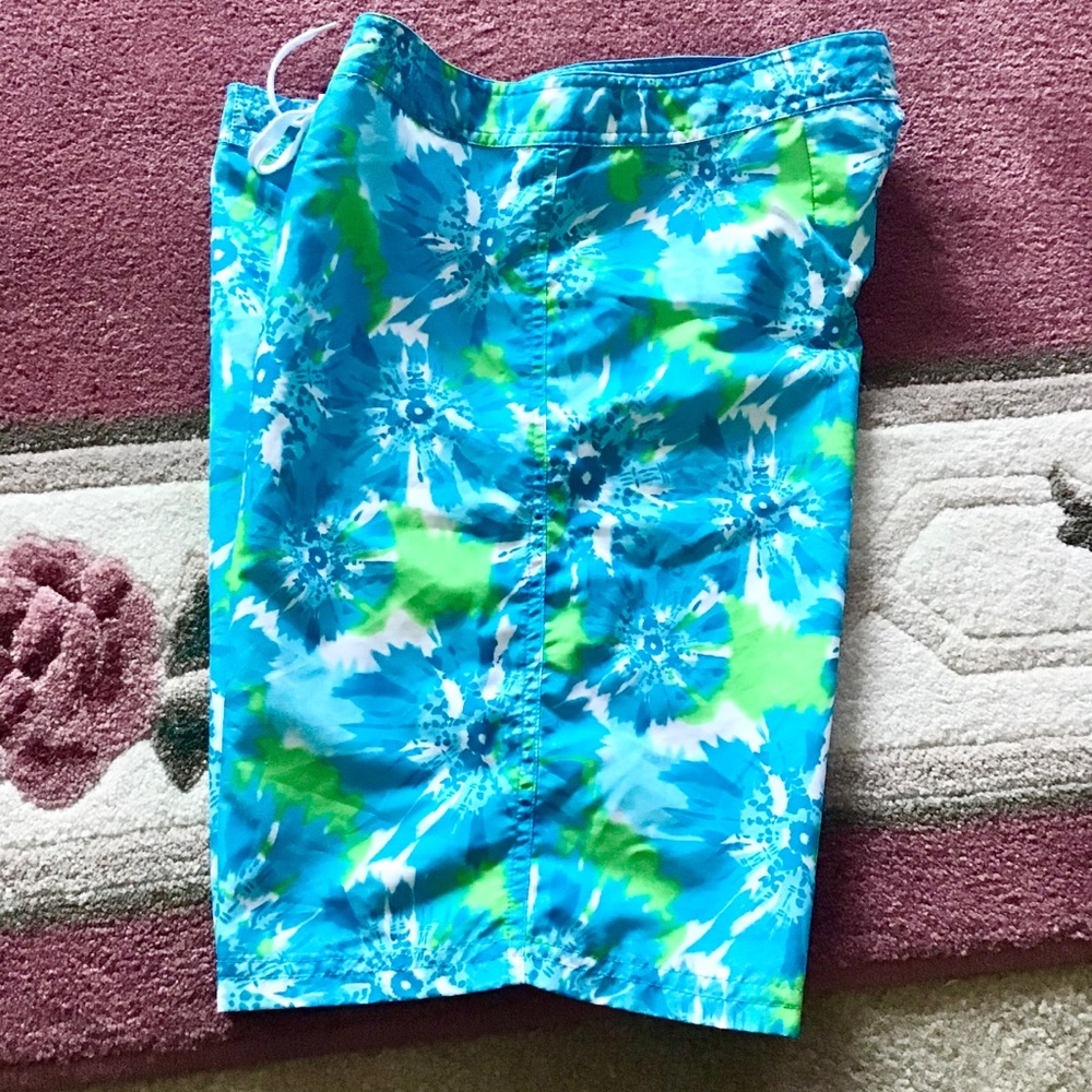 Kami big boys swim trunk XL (equivalent) men’s M.